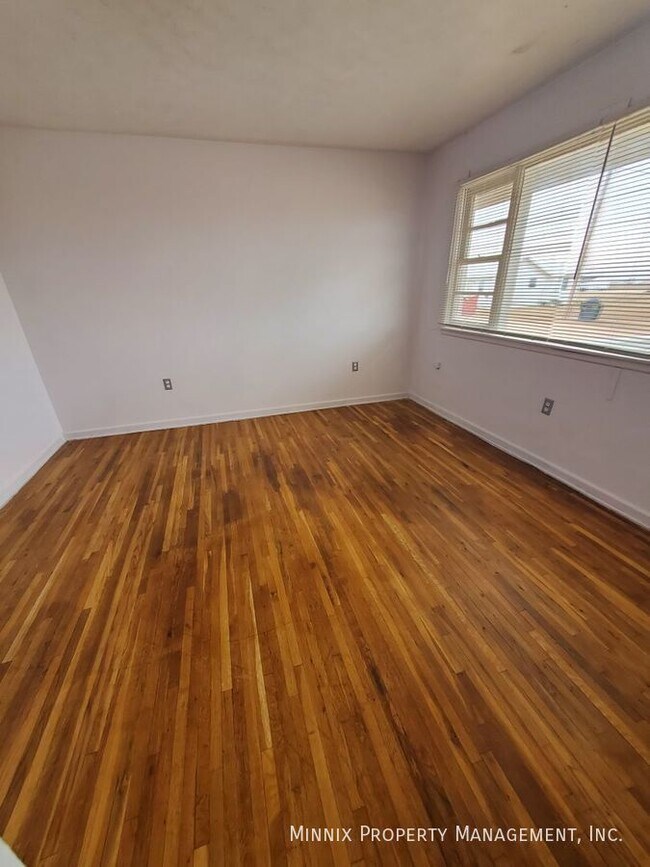 Photo - 15700 Element Rd