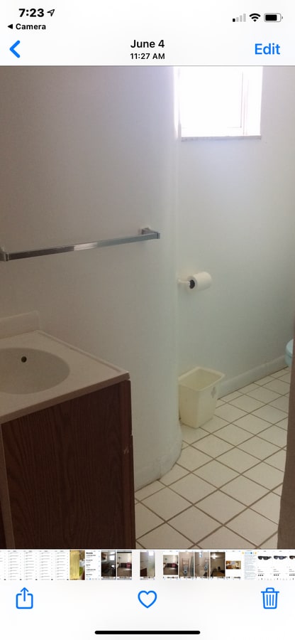 Bathroom - 4 Oakland Sq Unit 3rd  Floor