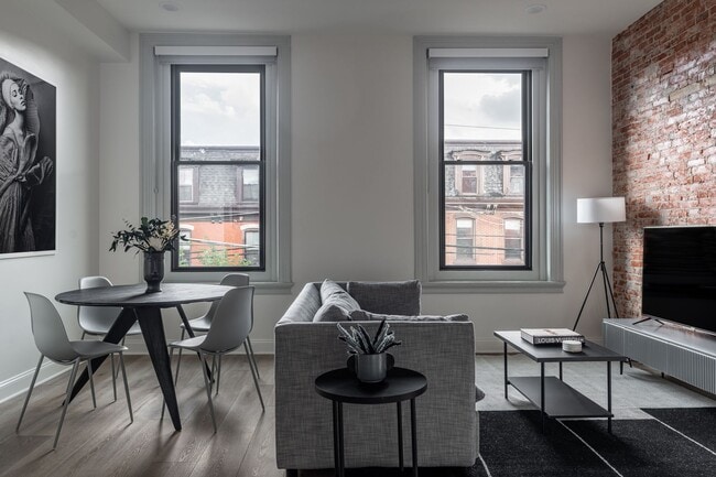 Photo - Luxury On Pine