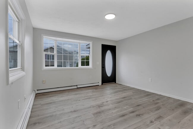 Photo - 105 Roosevelt St Unidad 105