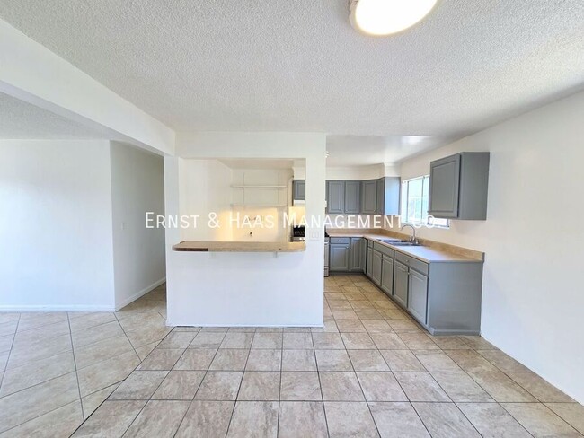 Photo - 1330 Walnut Ave Unidad 04