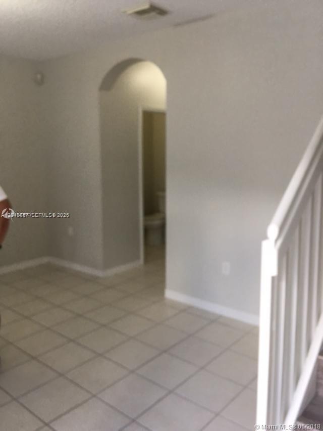 Photo - 16614 NW 72nd Pl
