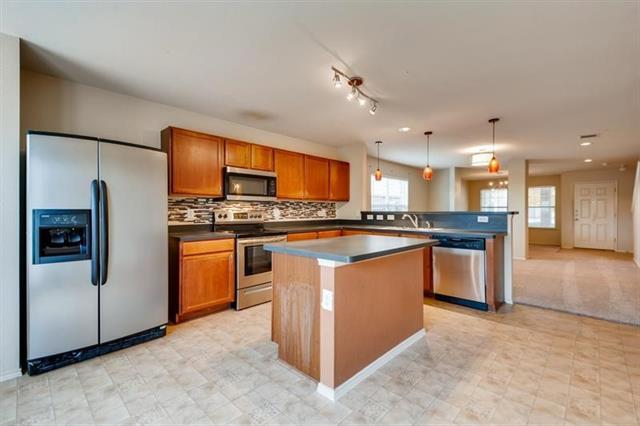 Photo - 7156 Little Mohican Dr House