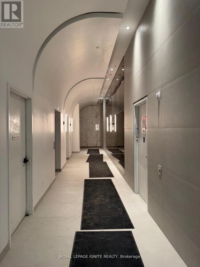 Photo - 2075 Lakeshore Rd. Unit 1302