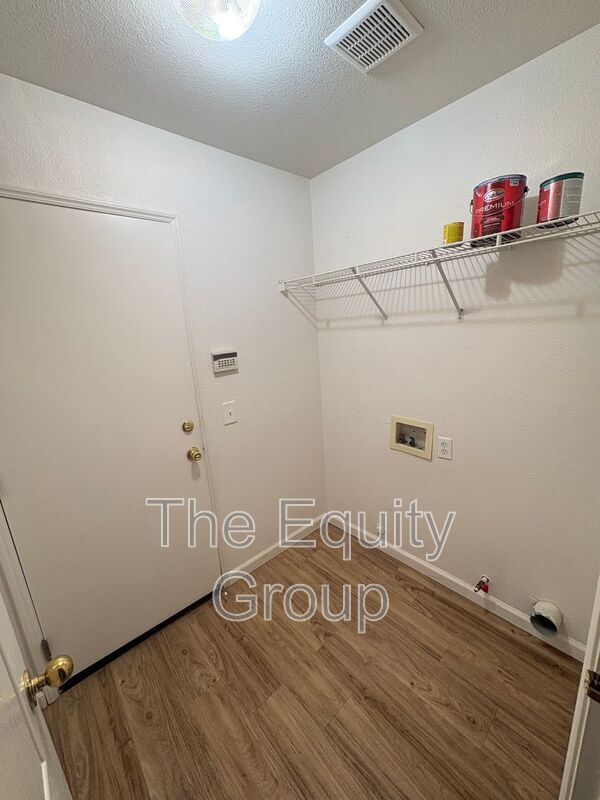 Photo - 3832 W Sweet Ave