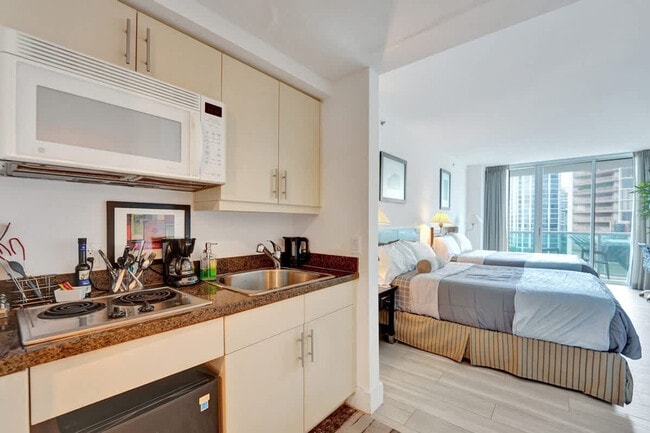 Photo - 2889 McFarlane Rd Unidad SI FL10-ID1503959P