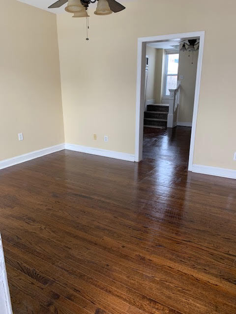 Family room - 693 Columbus Ave Unit 693