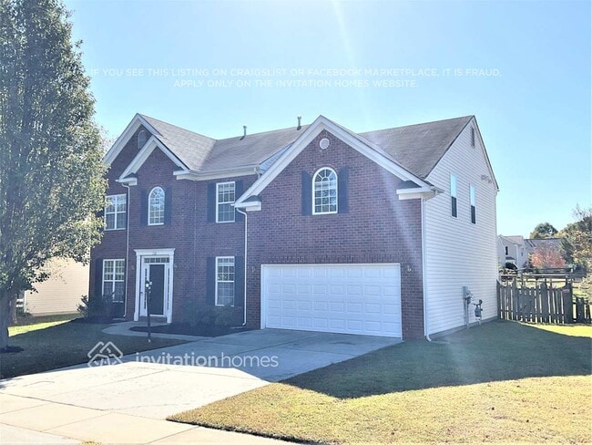 Photo - 122 Elgin Ln