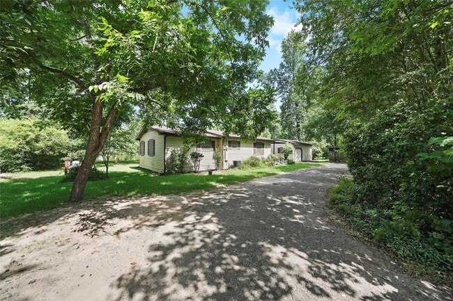 Building Photo - 18121 Atkinson Ln
