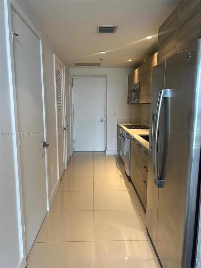 Photo - 121 NE 34th St Unit 2215