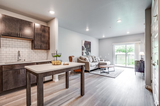 Photo - Flats at Neill Park