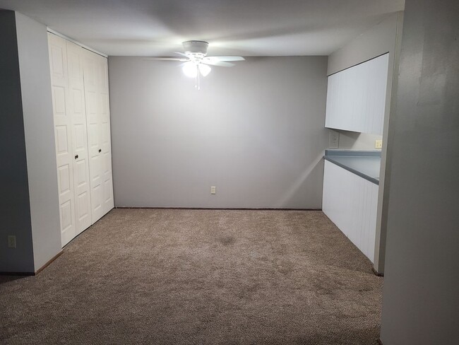 Building Photo - 333 Coolidge Ave. (12 Units)