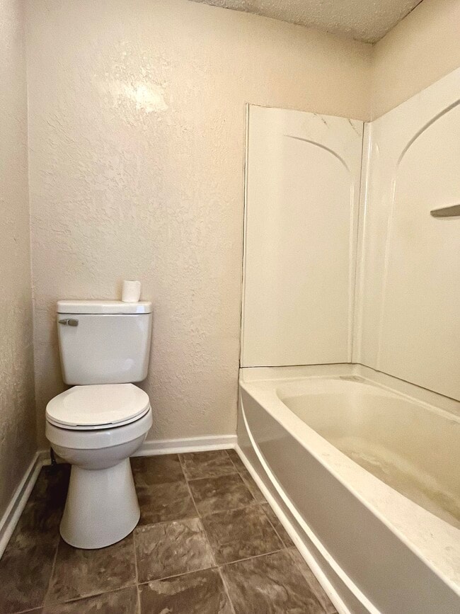 Photo - 441 York Ave Unit 441