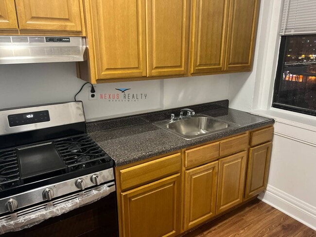 Photo - 37-58-58 86th St