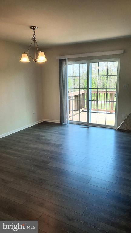 Photo - 837 Admiral's Quay Dr