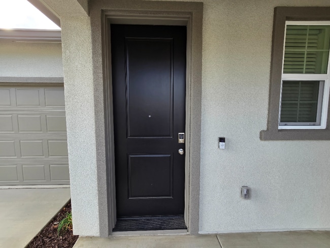 Photo - 1743 Shingle Ave