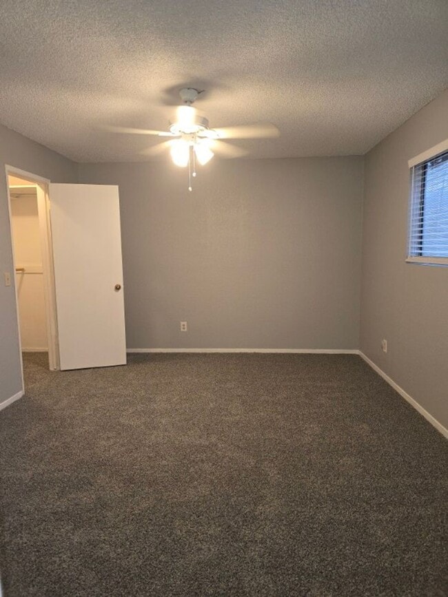 Photo - Spacious 2BD/2BTH with Private 2 Car Garage! (Ground Floor) Unidad 105 (Austin)
