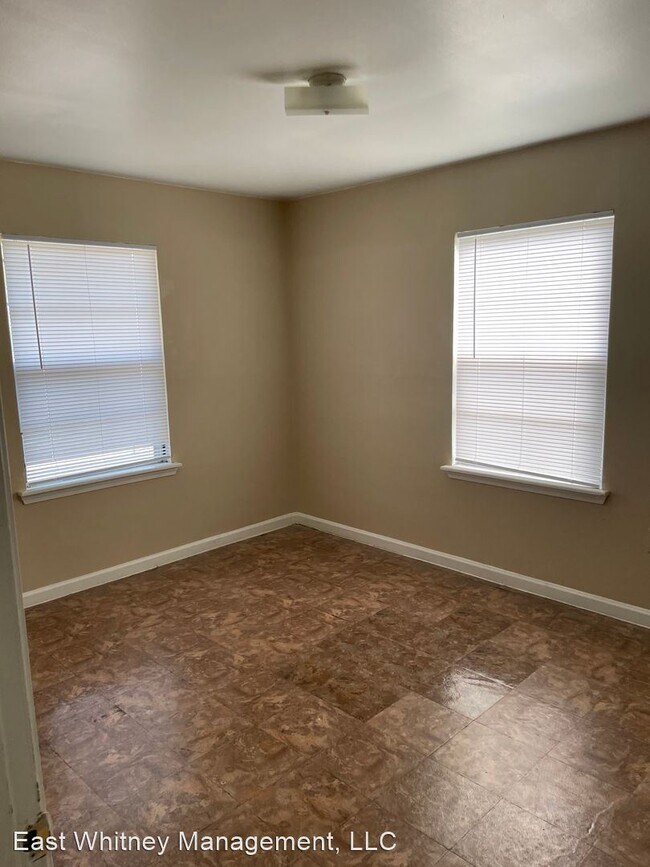 2 br, 1 bath House 255 Palmyra Rental House Rental in Houston, TX
