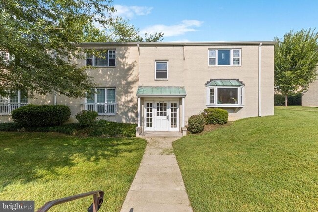 Building Photo - 2910 Peyton Randolph Dr Unit 169