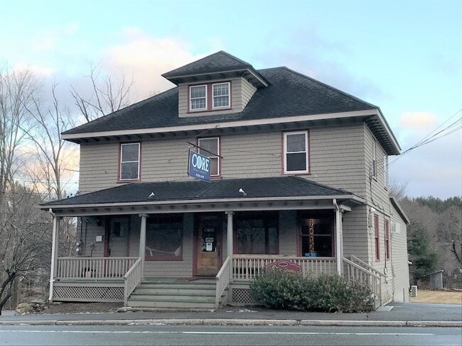 Building Photo - 62 W Main St Unit 2nd Floor