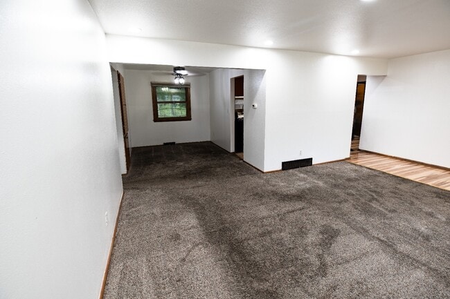 Photo - 8684 N 62nd St