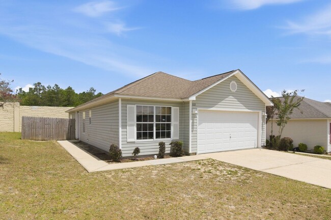 Photo - 3 Bedroom in Crestview!!
