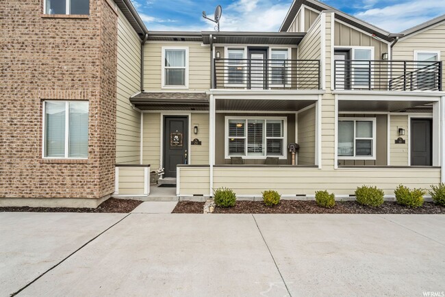 Farmington Townhouse 3 bedrooms 2.5 bathro... - Farmington Townhouse 3 bedrooms 2.5 bathro...