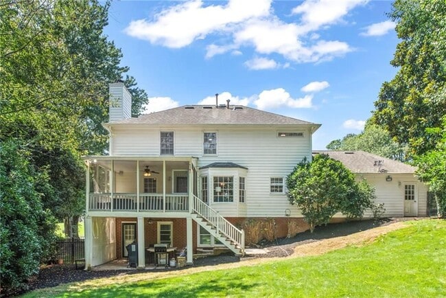 Photo - 3201 Lakeridge Dr SE