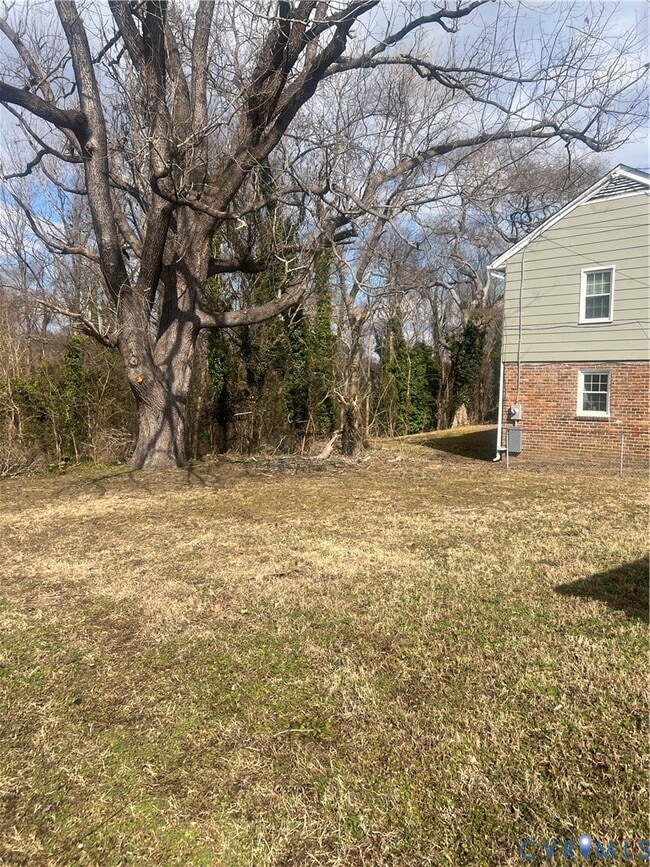 Photo - 809 Fort Henry St