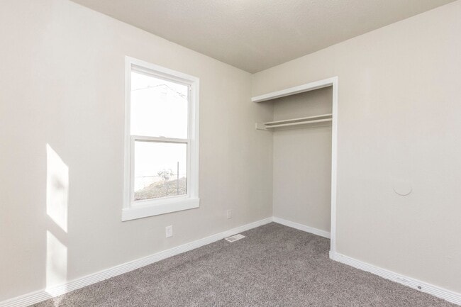 Photo - 2-Bedroom, 1-Bathroom Home for Rent