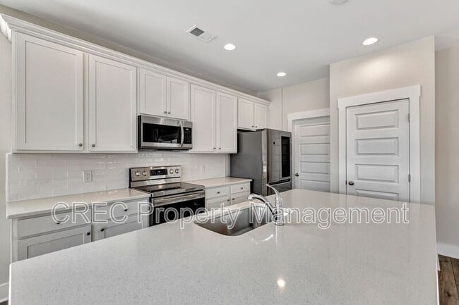 Photo - 7811 Park Gate Dr