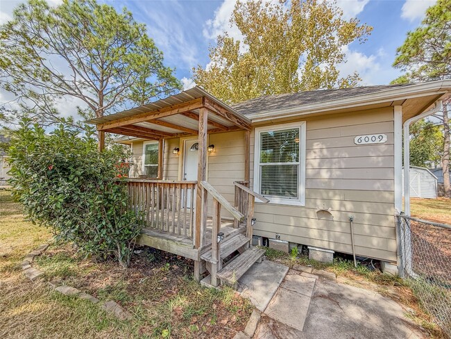 Photo - 6009 Jerrycrest Dr