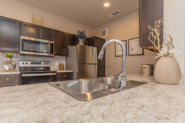 Vantage at Hutto - B2 Floor Plan