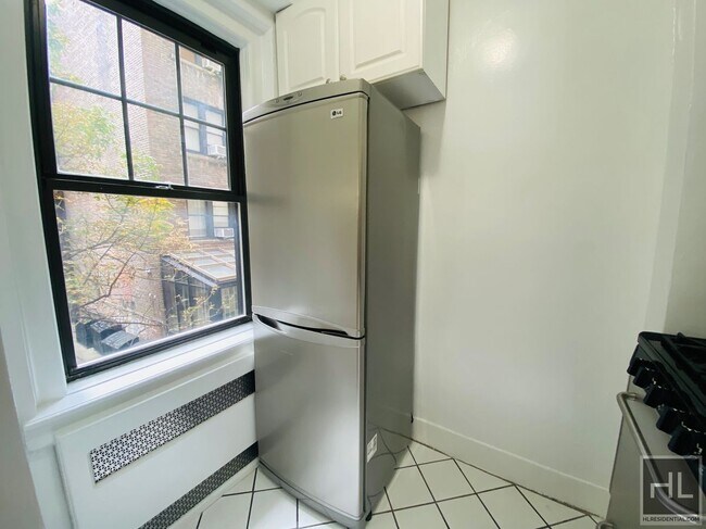 Photo - Christopher Street Unit 2C