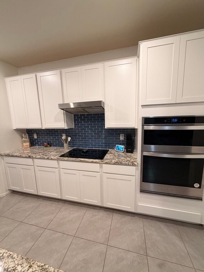 Photo - ***MOVE IN SPECIAL!!!! JULY RENT FREE!!!! Pristine 3 bedroom 2 bath with den on Eastside!!!