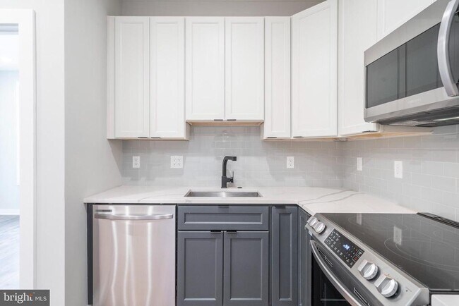 Photo - 435 N 35th St Unit A