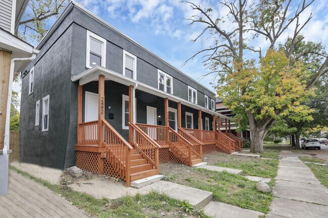 Photo - 2486 Findley Ave