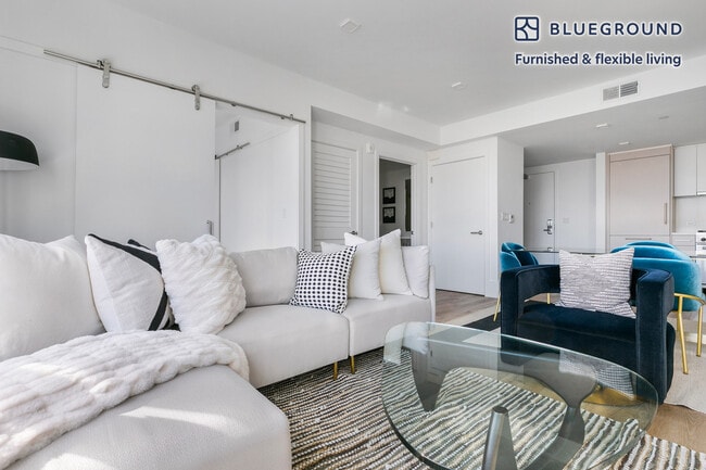 Photo - 1288 Howard St Unidad SI FL5-ID2121