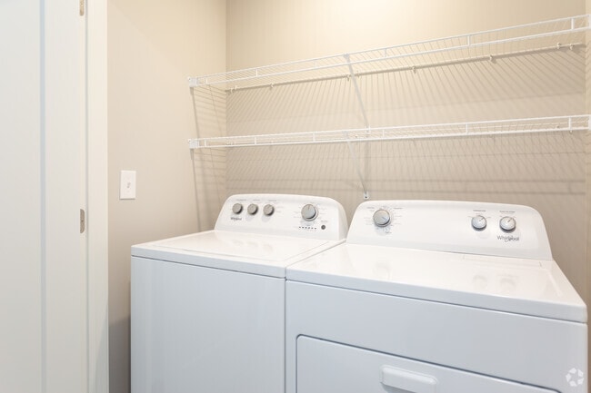3HAB, 2,5BA - 1475 ft² - Michigan Meadows