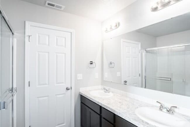 Photo - 3 Bed / 2 Bath Kuna, ID