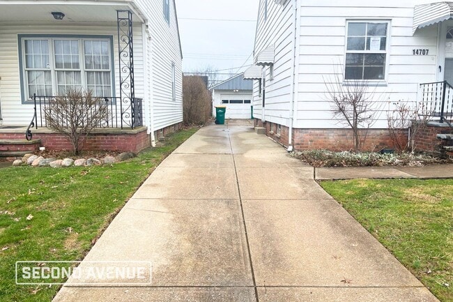 Photo - 14707 Tokay Ave