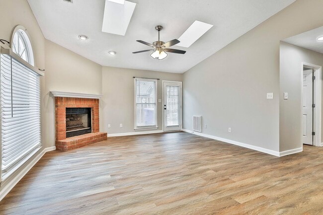 Photo - Immaculate 2bed/2ba in Fayetteville with Lawn Care Included