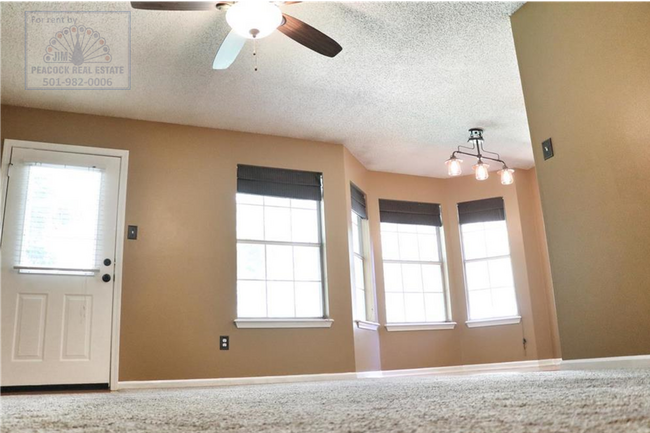 Photo - 204 Bellevue Cir