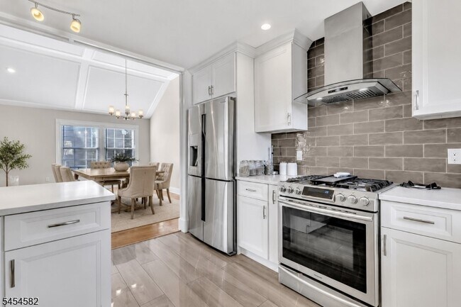 Photo - 46 Cortlandt St