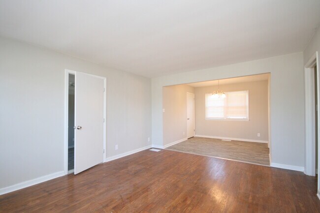 Photo - 3306 Bartee Ln NW