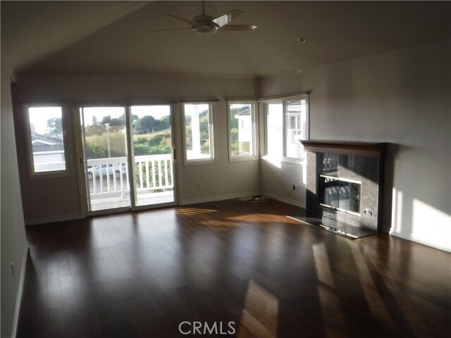 Photo - 944 Gardenia Way