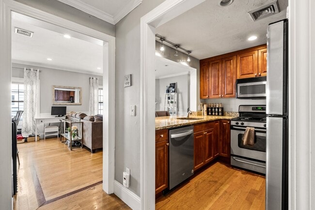 Photo - 209 D St Unit 2