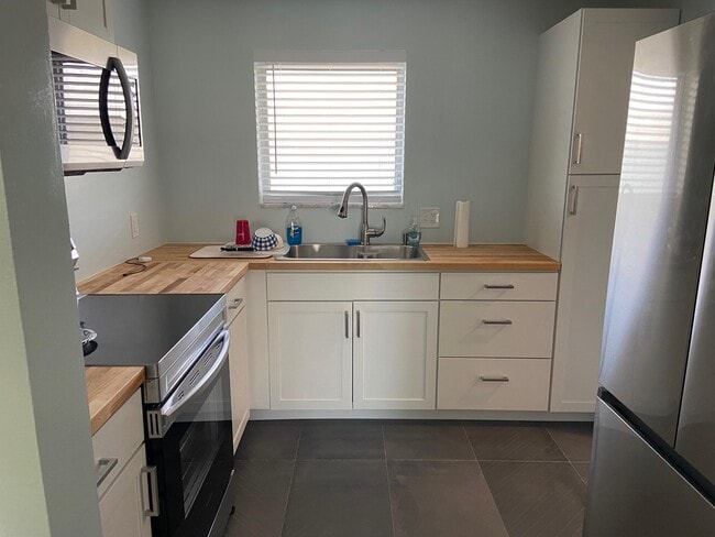 Building Photo - 200 Waterway Dr S Unit 306 Rental