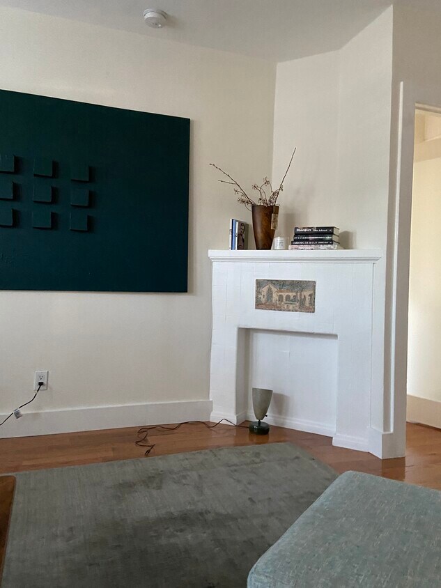 Photo - 4920 Hickory St (Los Angeles, CA)
