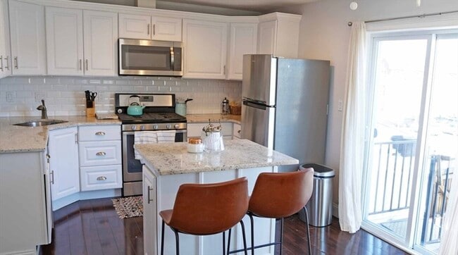 Photo - 104 H St Unidad 2